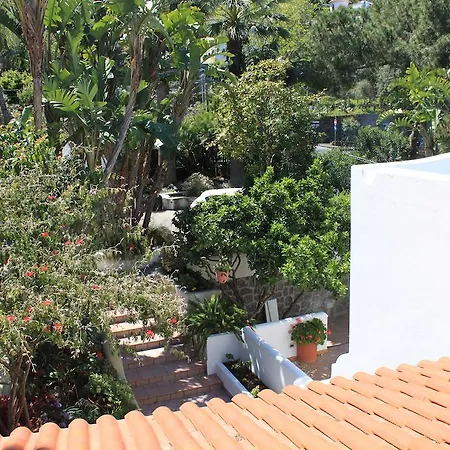 Marinella Bed & Breakfast