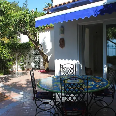Bed & Breakfast Marinella 4*