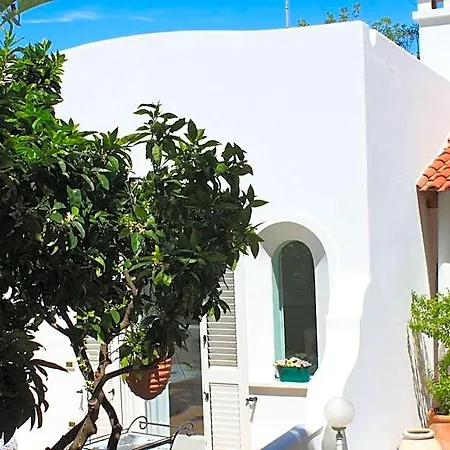 Bed & Breakfast Marinella 4*