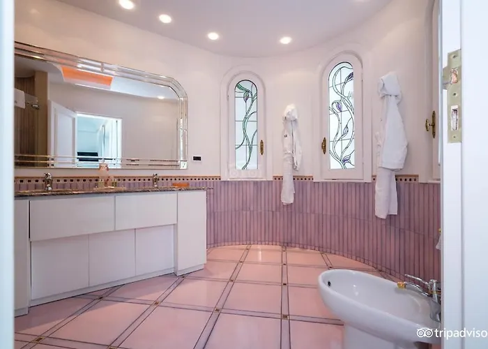 Nocleg ze śniadaniem Marinella 4*