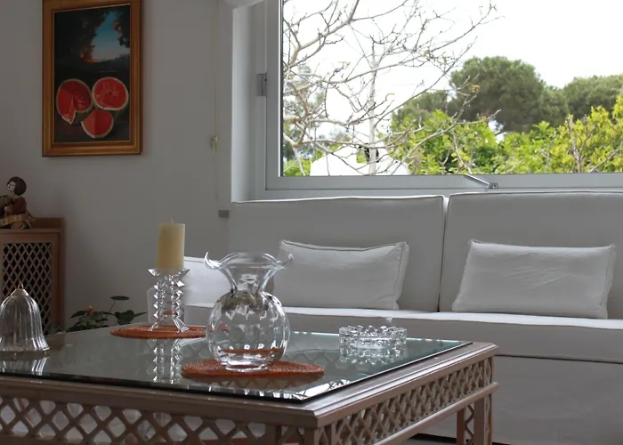 Marinella Nocleg ze śniadaniem